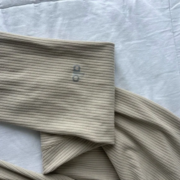 Ribbed high waisted 7/8 legging - Picture 3 of 3